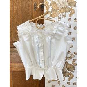 Blouse ancienne en coton blanc